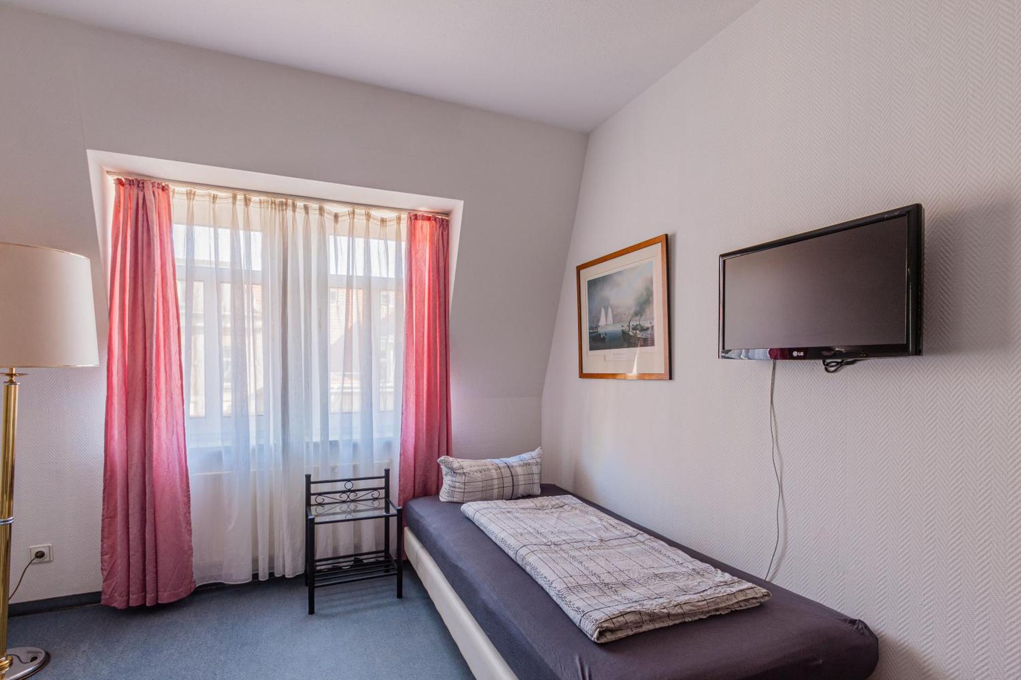 Pension Fuer Monteure In Dresden, Zimmer Mit Eigenem Bad Und Grosser Gemeinschaftskueche Zewnętrze zdjęcie